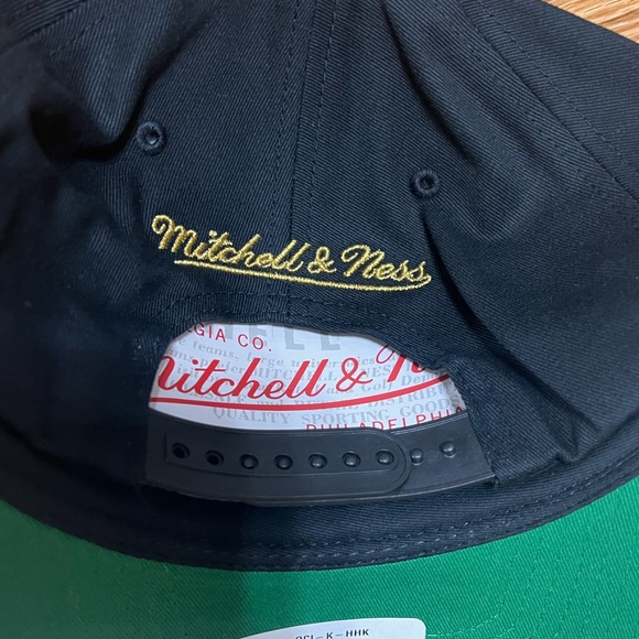 Orlando City Brand new Snapback Mitchell and ness - Picture 3 of 5